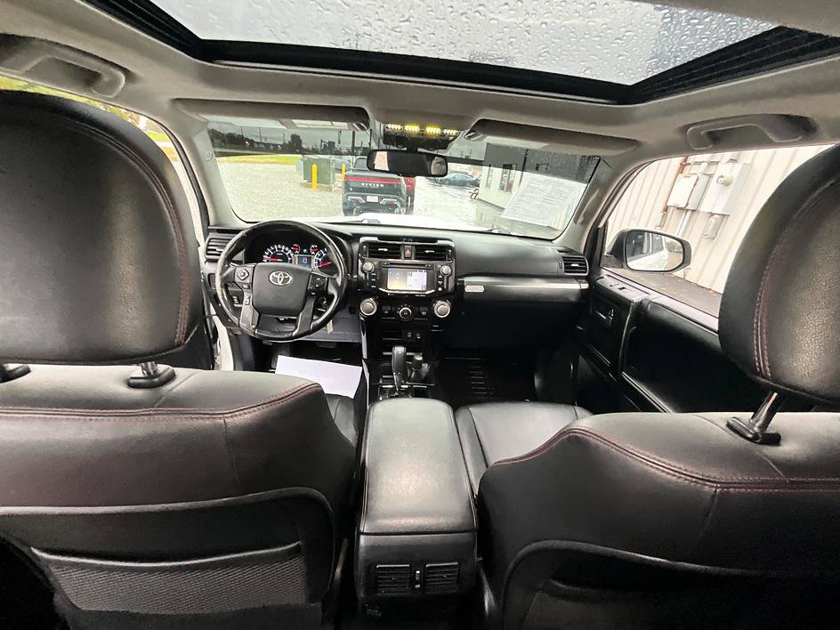 Used 2016 Toyota 4Runner Trail Premium AWD/4WD image 34