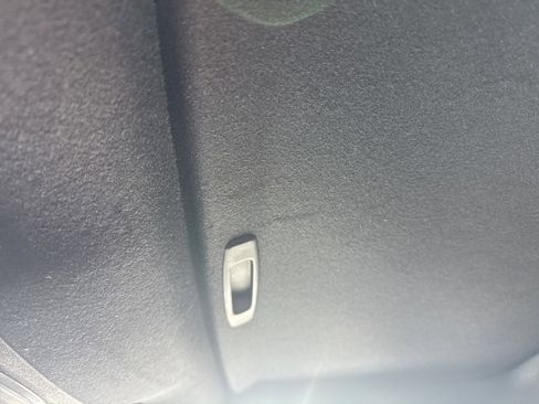 Used 2024 Toyota Corolla Cross XSE image 8