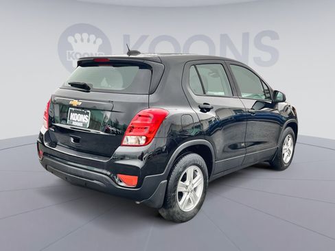 Used 2020 Chevrolet Trax LS w/ LPO, Protection Package FWD image 7