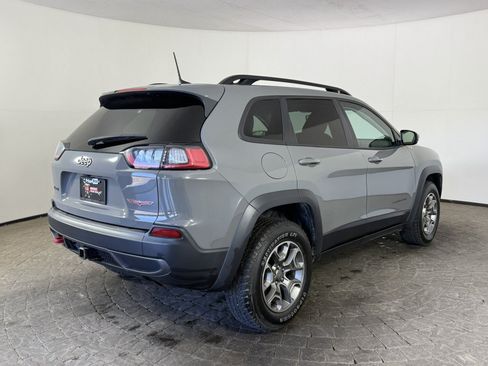 Used 2022 Jeep Cherokee Trailhawk w/ Trailer Tow Group AWD/4WD image 9