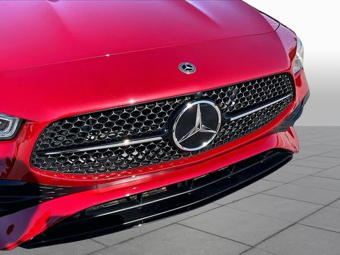 Used 2024 Mercedes-Benz CLA 250 4MATIC image 30
