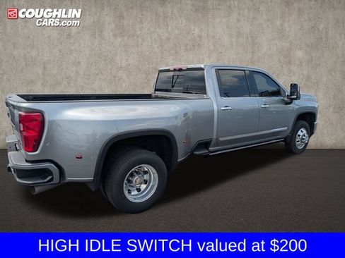 Used 2024 Chevrolet Silverado 3500 High Country w/ High Country Premium Package AWD/4WD image 10