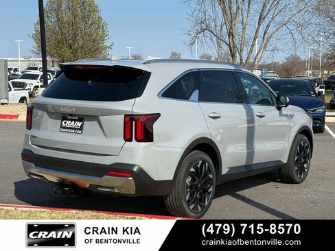 New 2026 Kia Sorento SX image 8