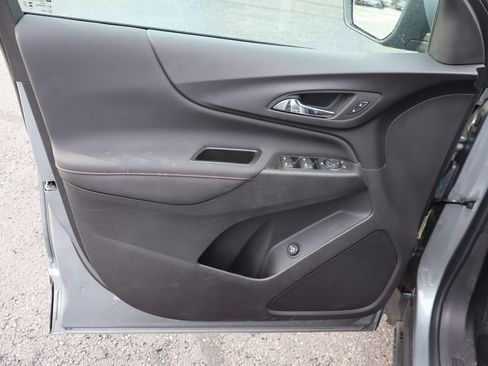 Used 2024 Chevrolet Equinox RS FWD image 22