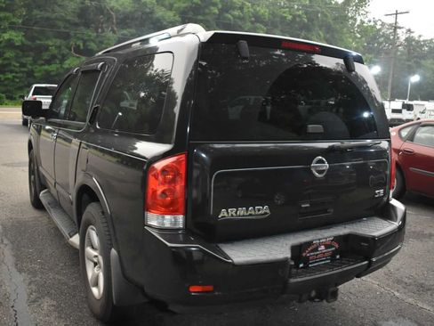 Used 2010 Nissan Armada SE AWD/4WD image 4