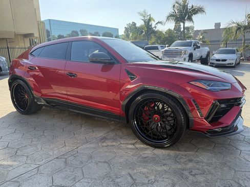 Used 2024 Lamborghini Urus Performante image 7
