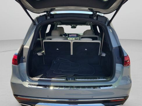 Certified 2025 Mercedes-Benz GLS 450 4MATIC image 5