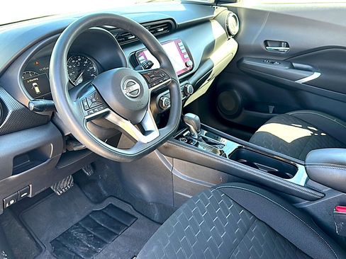 Used 2024 Nissan Kicks SV image 12