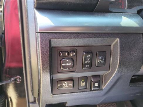 Used 2014 Toyota Tundra Platinum RWD image 10