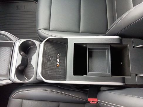 New 2026 GMC Terrain Elevation w/ Elevation Premium Package AWD/4WD image 17