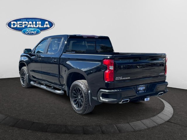 Used 2023 Chevrolet Silverado 1500 RST w/ Convenience Package II AWD/4WD image 4