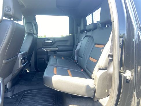 Certified 2019 GMC Sierra 1500 AT4 w/ Off Road Performance Package AWD/4WD image 25