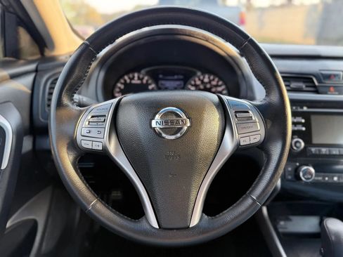 Used 2015 Nissan Altima 2.5 SV image 24