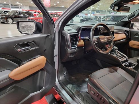 Certified 2024 GMC Canyon AT4 w/ Technology Package image 16