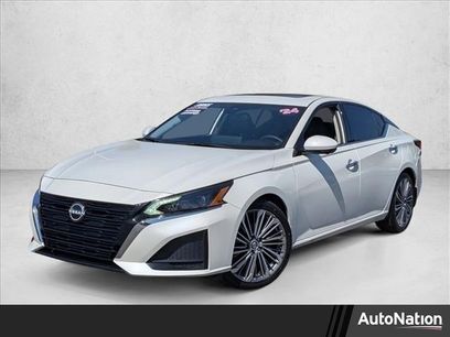 Used 2024 Nissan Altima 2.5 SL