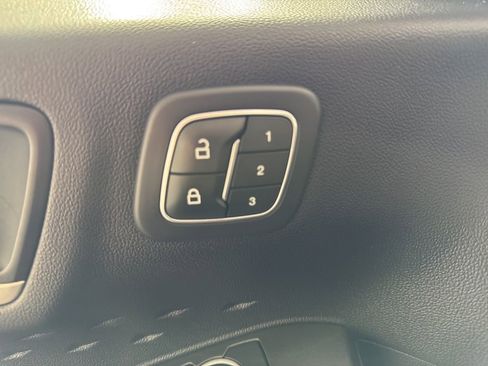 Used 2020 Ford Escape SEL AWD/4WD image 12