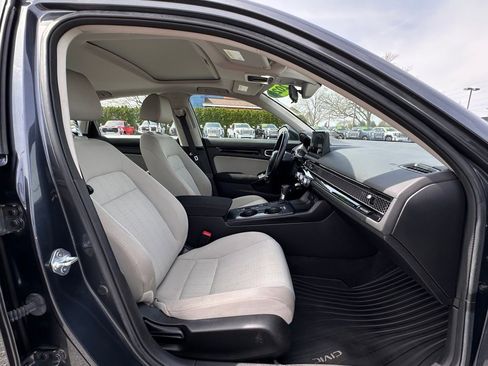 Used 2023 Honda Civic EX image 12