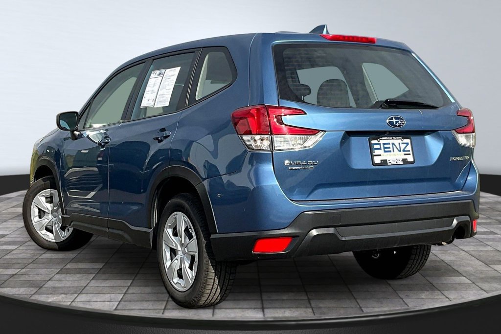Used 2022 Subaru Forester AWD/4WD image 4