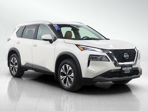 Used 2023 Nissan Rogue SV w/ SV Premium B Package image 7