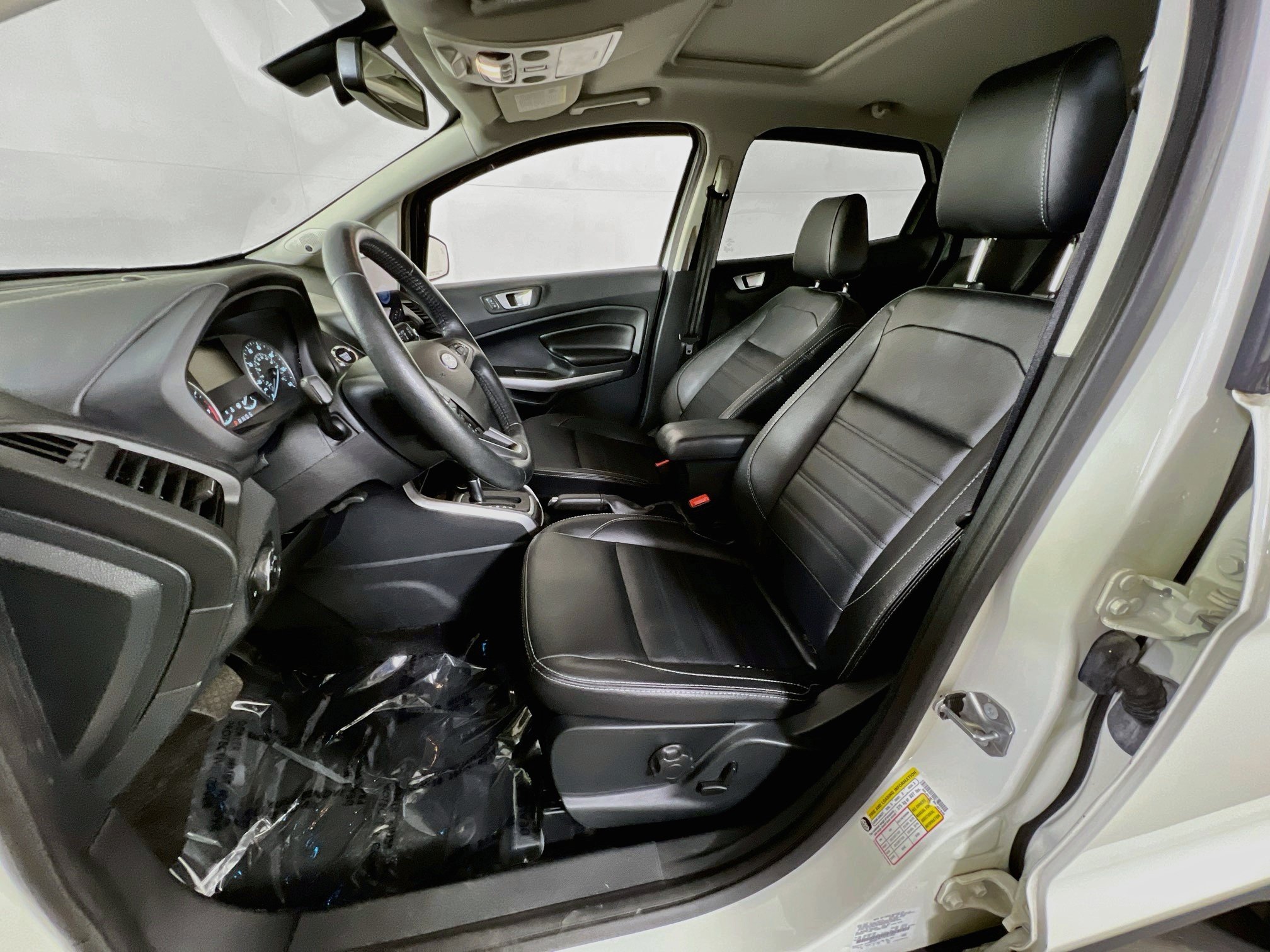 Used 2022 Ford EcoSport Titanium w/ Interior Protection Package AWD/4WD image 21