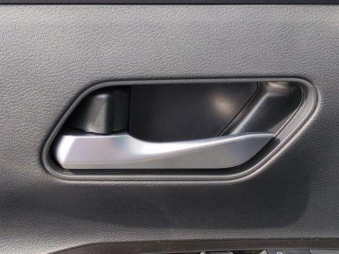 New 2026 Nissan Kicks SV w/ SV Premium Package FWD image 13