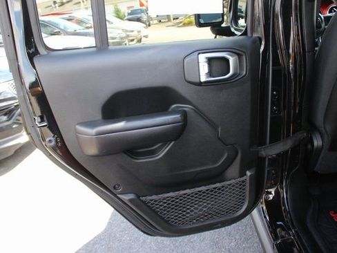 Used 2020 Jeep Gladiator Rubicon image 18