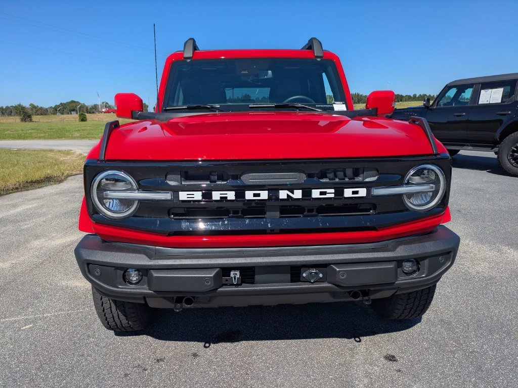 Used 2024 Ford Bronco Outer Banks AWD/4WD image 9