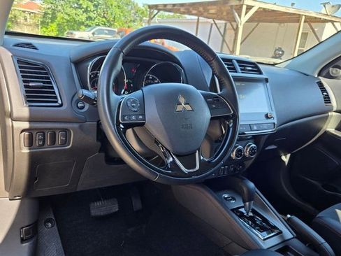 Used 2025 Mitsubishi Outlander Sport AWD image 15