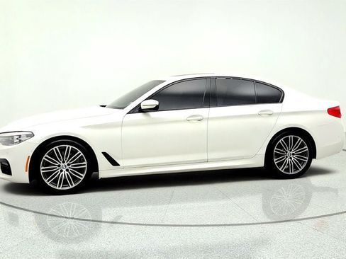 Used 2019 BMW 530i xDrive w/ M Sport Package AWD/4WD image 8