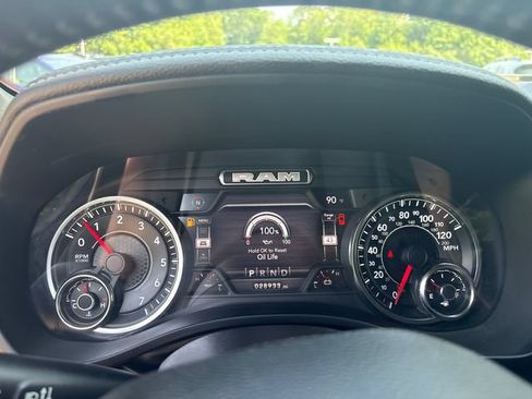 Used 2023 RAM 1500 Laramie AWD/4WD image 20