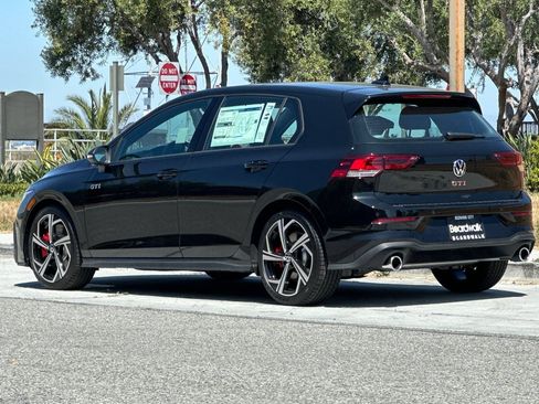 New 2026 Volkswagen GTI SE FWD image 6