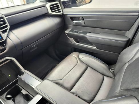 Used 2023 Toyota Tundra Platinum AWD/4WD image 13