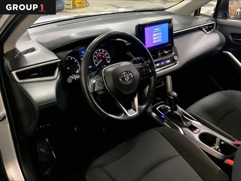 Used 2023 Toyota Corolla Cross LE image 18