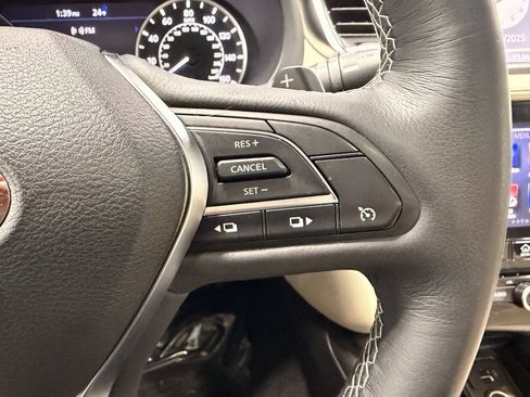 Used 2019 INFINITI QX50 Luxe w/ Cargo Package image 38