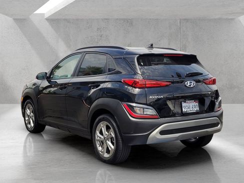 Used 2023 Hyundai Kona SEL w/ Cargo Package FWD image 7