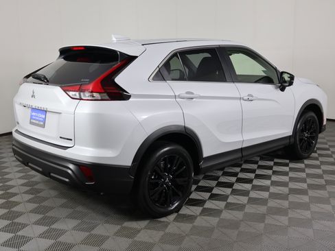 New 2026 Mitsubishi Eclipse Cross LE image 6