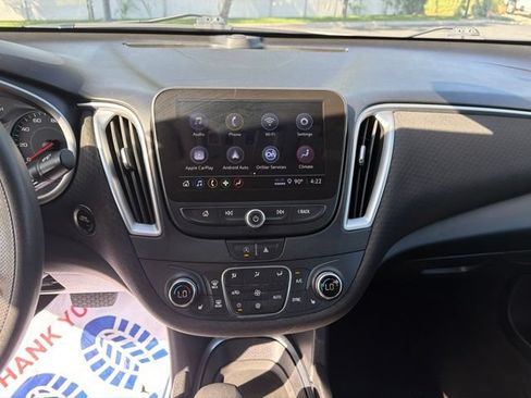Used 2022 Chevrolet Malibu LT FWD image 23
