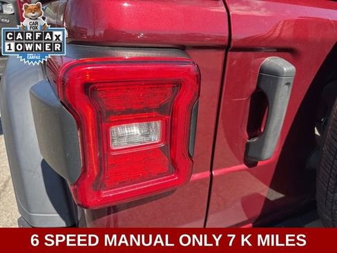 Used 2021 Jeep Wrangler Sport image 32