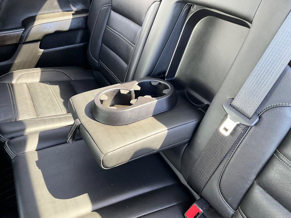 Used 2018 GMC Sierra 2500 Denali w/ Duramax Plus Package AWD/4WD image 36