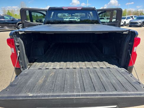 Used 2021 Chevrolet Silverado 1500 RST AWD/4WD image 13