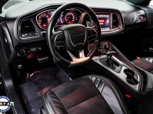 Used 2023 Dodge Challenger SRT Hellcat w/ Driver Convenience Group image 15