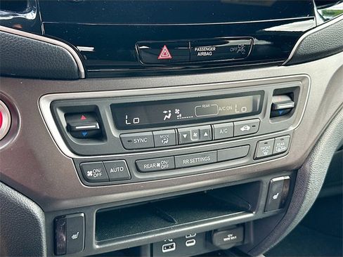 Used 2024 Honda Passport EX-L image 15