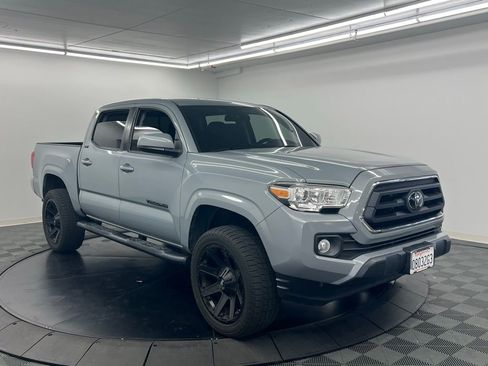 Used 2021 Toyota Tacoma SR5 w/ Blackout Package (TMS) image 2