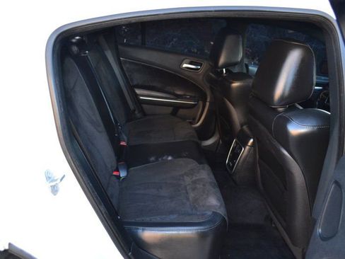 Used 2017 Dodge Charger R/T Scat Pack w/ Technology Group image 28