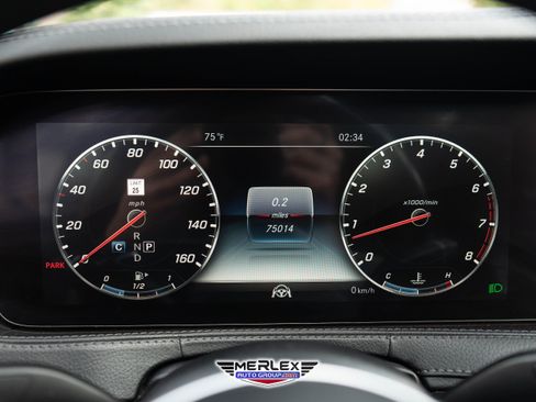 Used 2018 Mercedes-Benz S 560 Sedan image 30