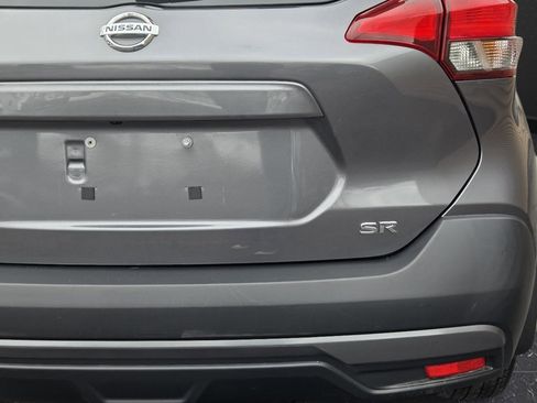 Used 2019 Nissan Kicks SR w/ SR Premium Package image 26