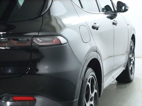 Used 2024 Alfa Romeo Tonale Veloce image 15