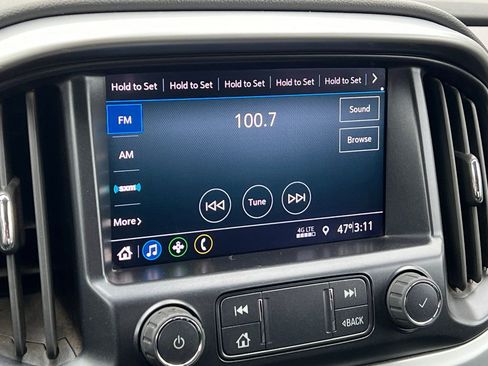 Used 2022 Chevrolet Colorado LT w/ LT Convenience Package image 24