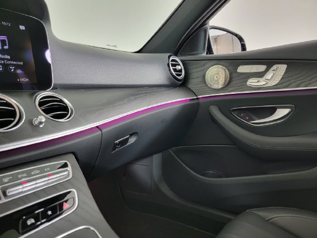 Used 2023 Mercedes-Benz E 350 4MATIC Sedan image 29