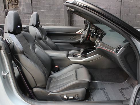Used 2022 BMW M4 xDrive Competition image 53